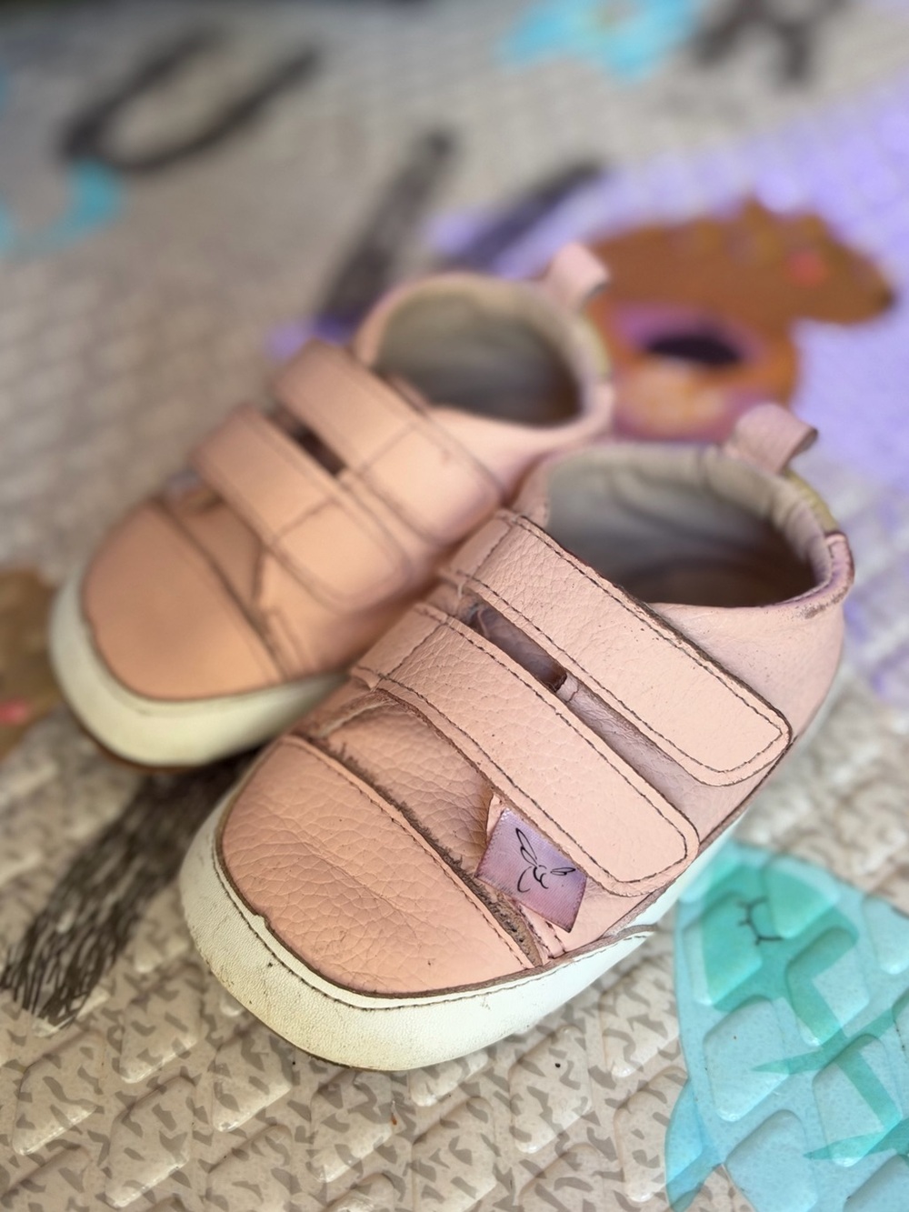 Little Love Bug PINK Low Top Barefoot Sneakers *PLAY CONDITION